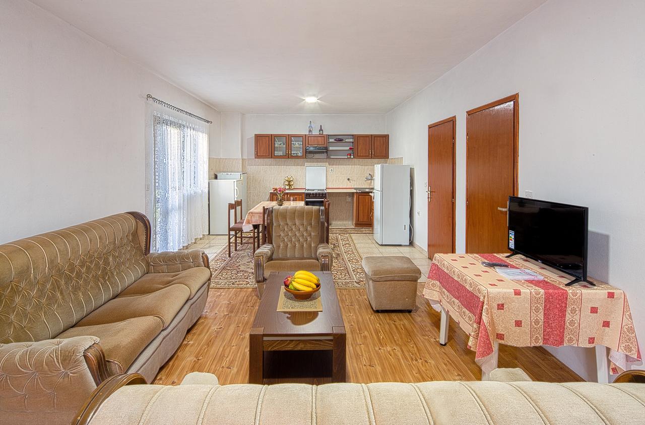 Beluga Apartment Budva Exterior photo